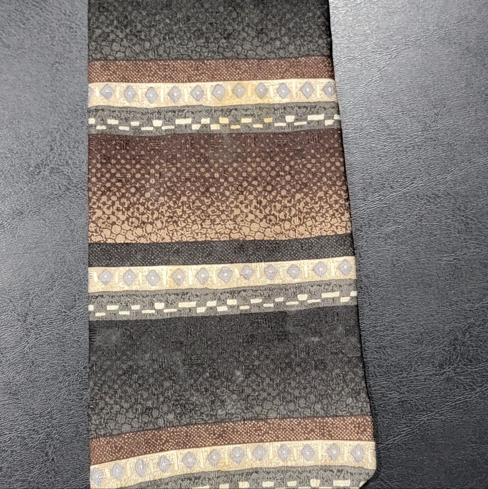 Patterned Silk Ties Collection - image 8